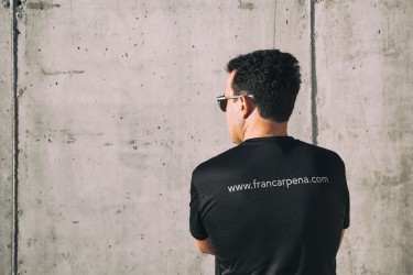 Nos conocemos e intercambiamos opiniones